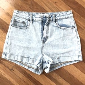 Pacsun Mom Short size 28